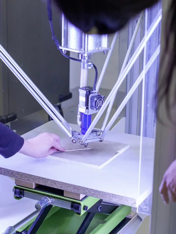 Glitched Materialities