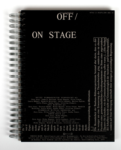 OFF / ON Stage, Textproben